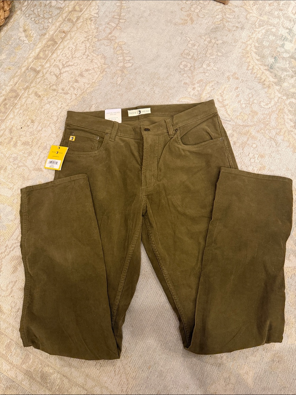 NWT Duck Head Men's Olive Corduroy Straight Jeans